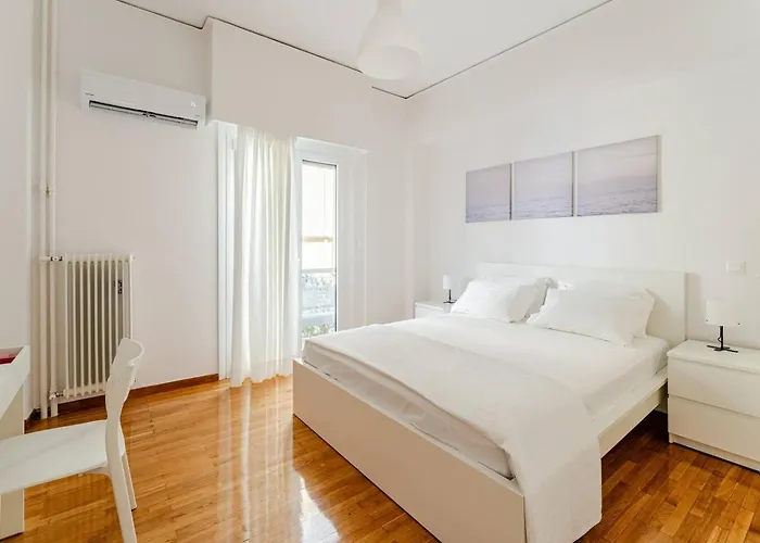 George\'S Cozy 60M2 Apartment 7\' Metro