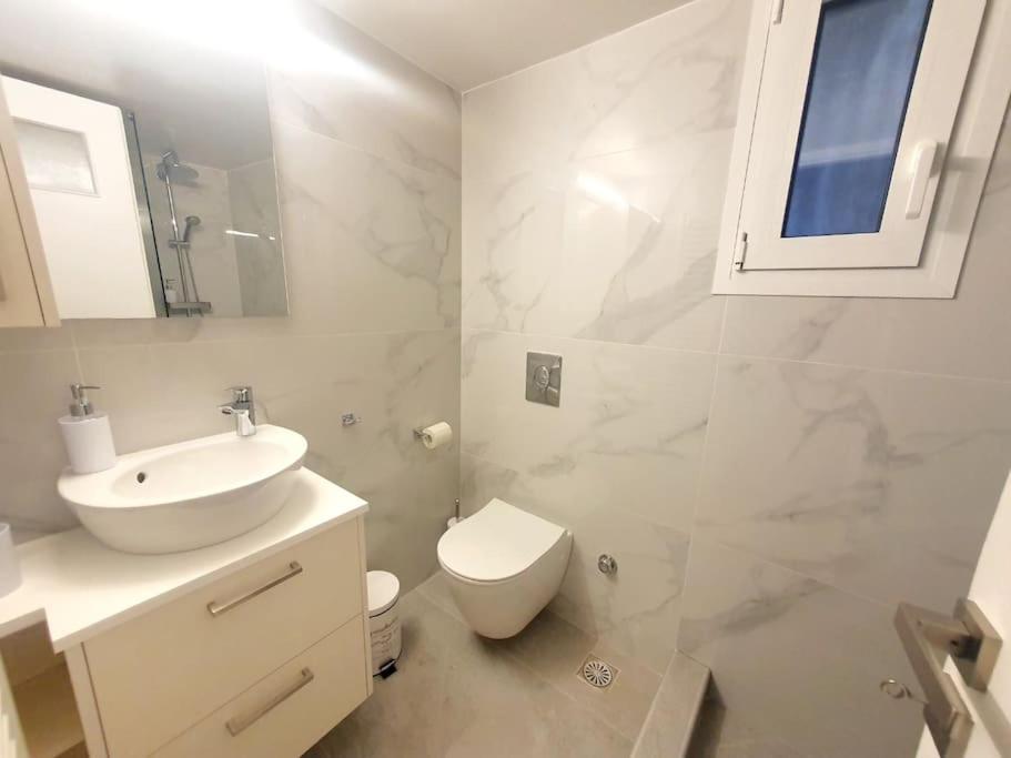 George's Cozy 60m2 7' Metro * Athens