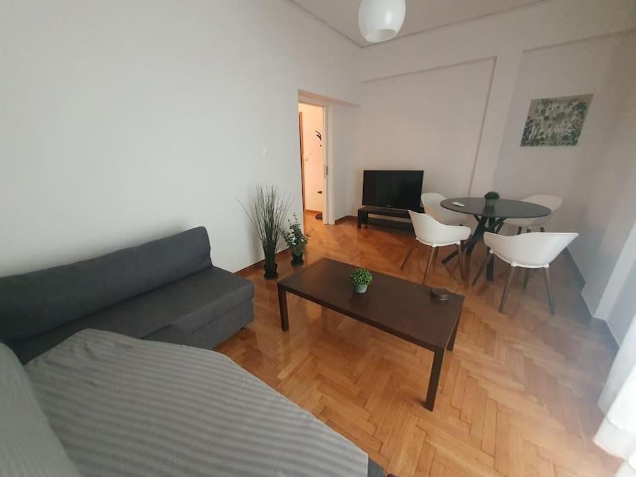 Apartment George's Cozy 60m2 7' Metro