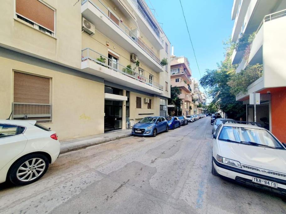 George's Cozy 60m2 7' Metro Apartment Athens