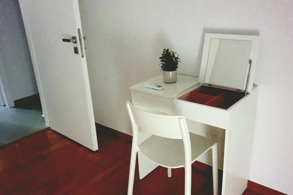 George's Cozy 60m2 7' Metro *